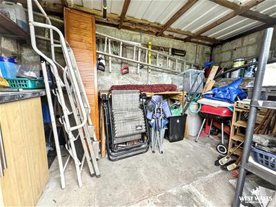 Picture 19